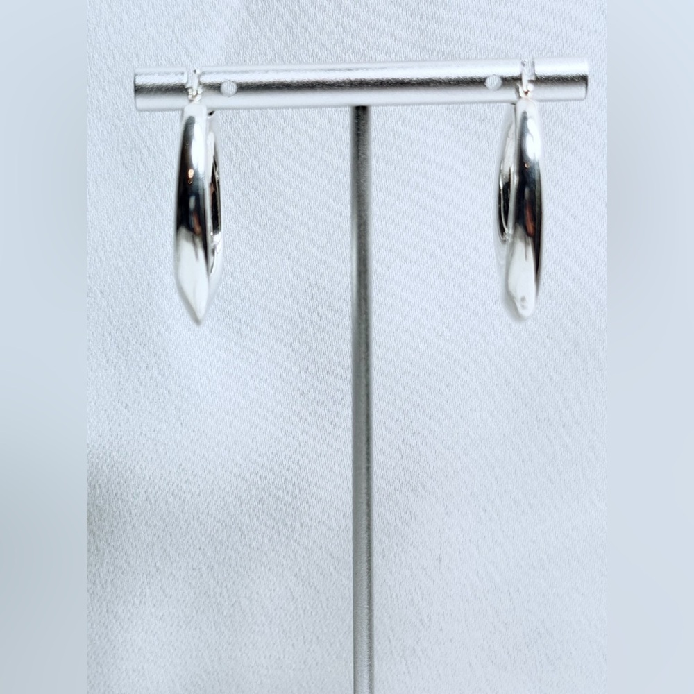 Vintage Sterling Silver Polished Medium Puffy Lopsided Hoop Earrings - Picture 7 of 16
